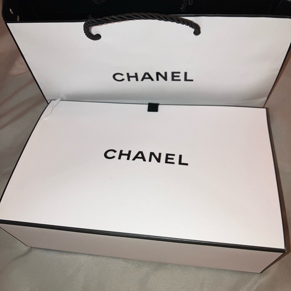 Chanel Shopping bag - Picture 4 of 6